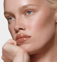 Nourishing GLAZE with a hint of TINT and PEARL.