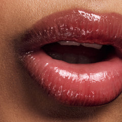 model wears pocket blush in date cake