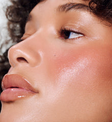 jamea wears pocket blush in tan line