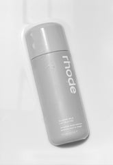 glazing milk floating on essence