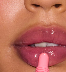 Nourishing GLAZE with a hint of TINT and PEARL.