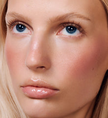model wearing pocket blush in tan line