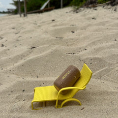 pocket blush on a mini yellow sunbed