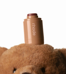A creamy blush for BUILDABLE color + BABY-SOFT cheeks.