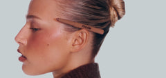 lily with peptide lip shape twist