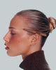 lily with peptide lip shape twist