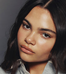 Ariana Greenblatt with glazed skin