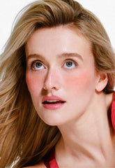 sarah pidgeon wears pocket blush in candy apple