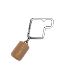 RHODE CARABINER A sleek rhode carabiner to effortlessly clip on your bag or keys.