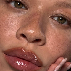 sam with peptide lip boost