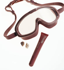 Nourishing GLAZE with a hint of TINT.
